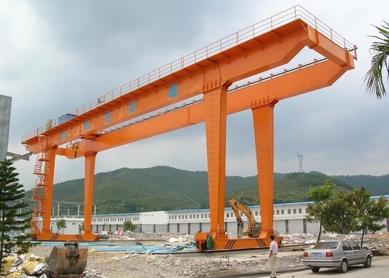 Кран 200KW контейнера пяди 26m 30m 35m гаван к порталу 300KW RMG установленному рельсом