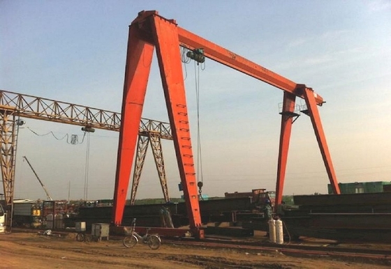 Кран на козлах 10T MH BMH MHL MDG промышленный для нагрузки разгружает