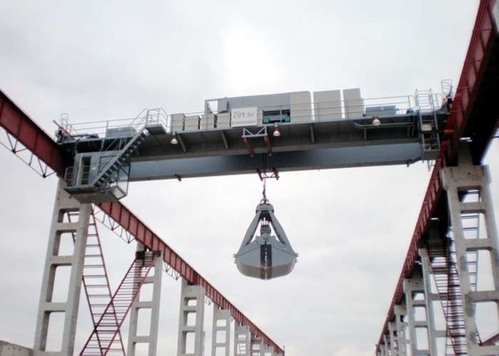 Краны прогона двойника большой пяди 800T безопасности надземные для складов